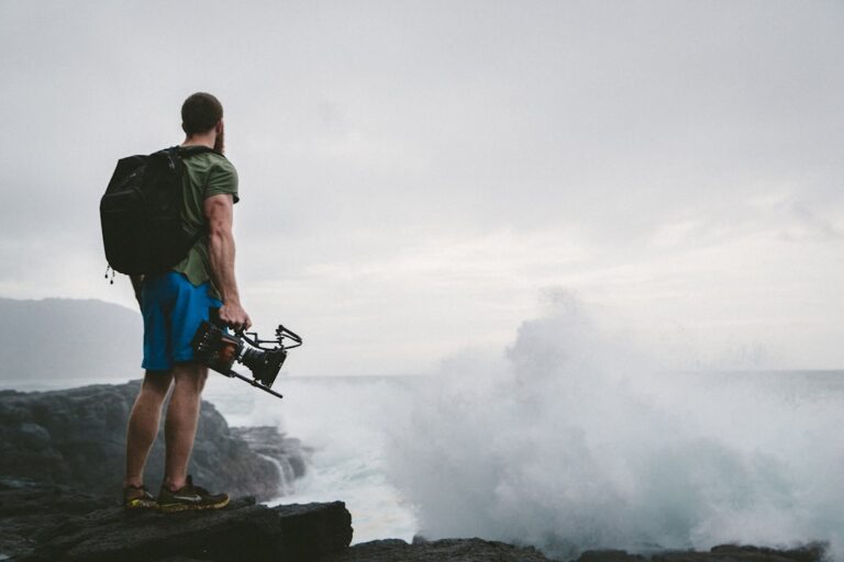 Discover the Best Travel Gadgets for Modern Explorers